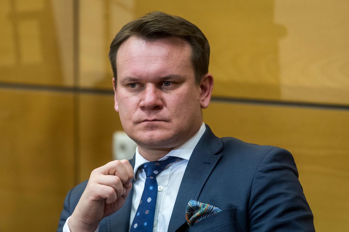 Poseł PiS zapowiada konwencję. Mazurek pyta: jasnowidz?