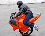 Uno - wyjątkowo nietypowy motocykl