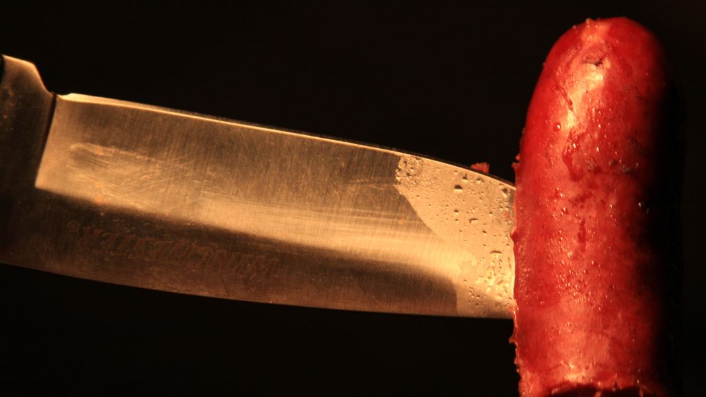 Obgotowana kiełbasa z wołowiny