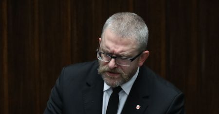 Szokujące słowa Brauna o uchodźcach z Ukrainy. "Skokowy wzrost chorób wenerycznych"