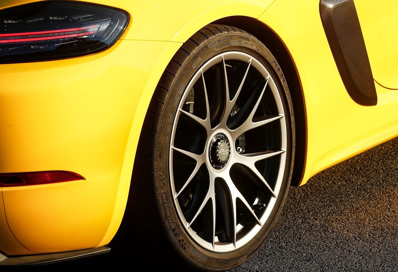 Porsche recalls models over wheel safety concern in US market