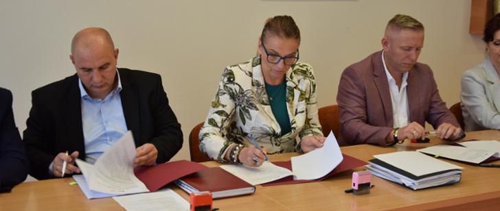 Przed chwilą pisaliśmy o remontach dróg w naszym regionie, a tu kolejna wiadomość: Będą remonty kolejnych dróg powiatowych