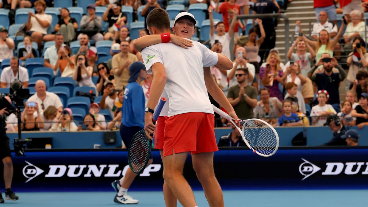 Polska w ćwierćfinale United Cup. Świątek i Hurkacz górą