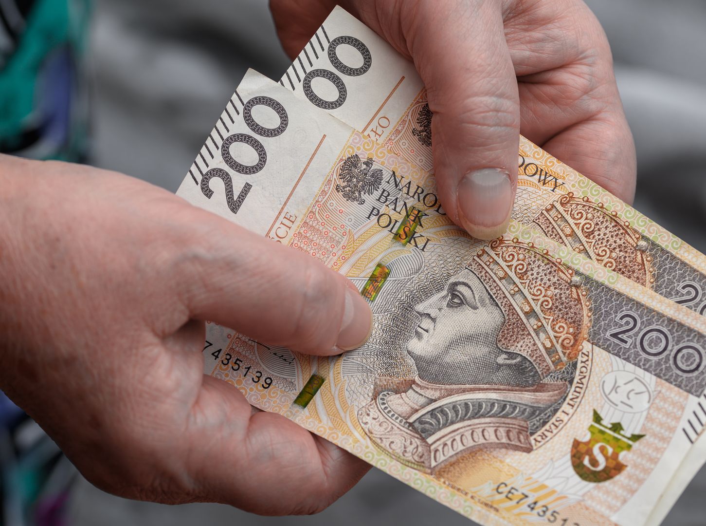 Głodowe emerytury. Ale jak trzeba, seniorzy potrafią oszczędzać
