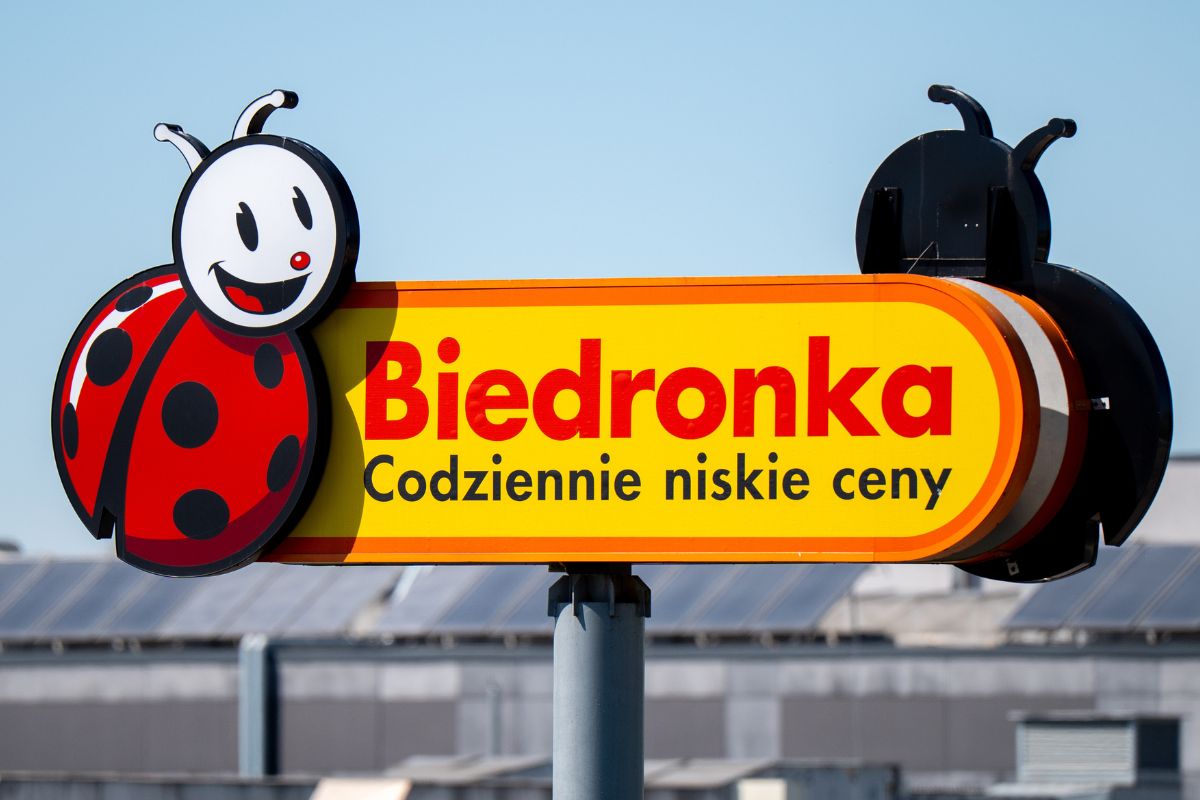 Zacznie się w Biedronce od poniedziałku. Naczynia od 17,99 zł