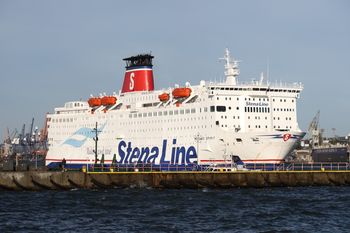Stena Spirit wciąż uwięziona w Karlskronie. Armator czeka na zgodę