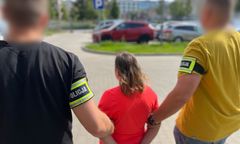 Dziecko ma złamane ręce i nogę. Matka z zarzutami