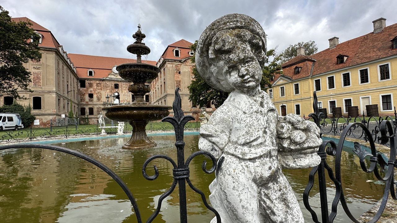 Brody: Niesamowita historia pałacu Brühla. W jego podziemiach przechowywano słynną porcelanę, wartą krocie