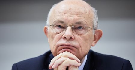 "Piątka" Morawieckiego. Borowski wprost: trzeba było czymś przykryć aferę z nagrodami