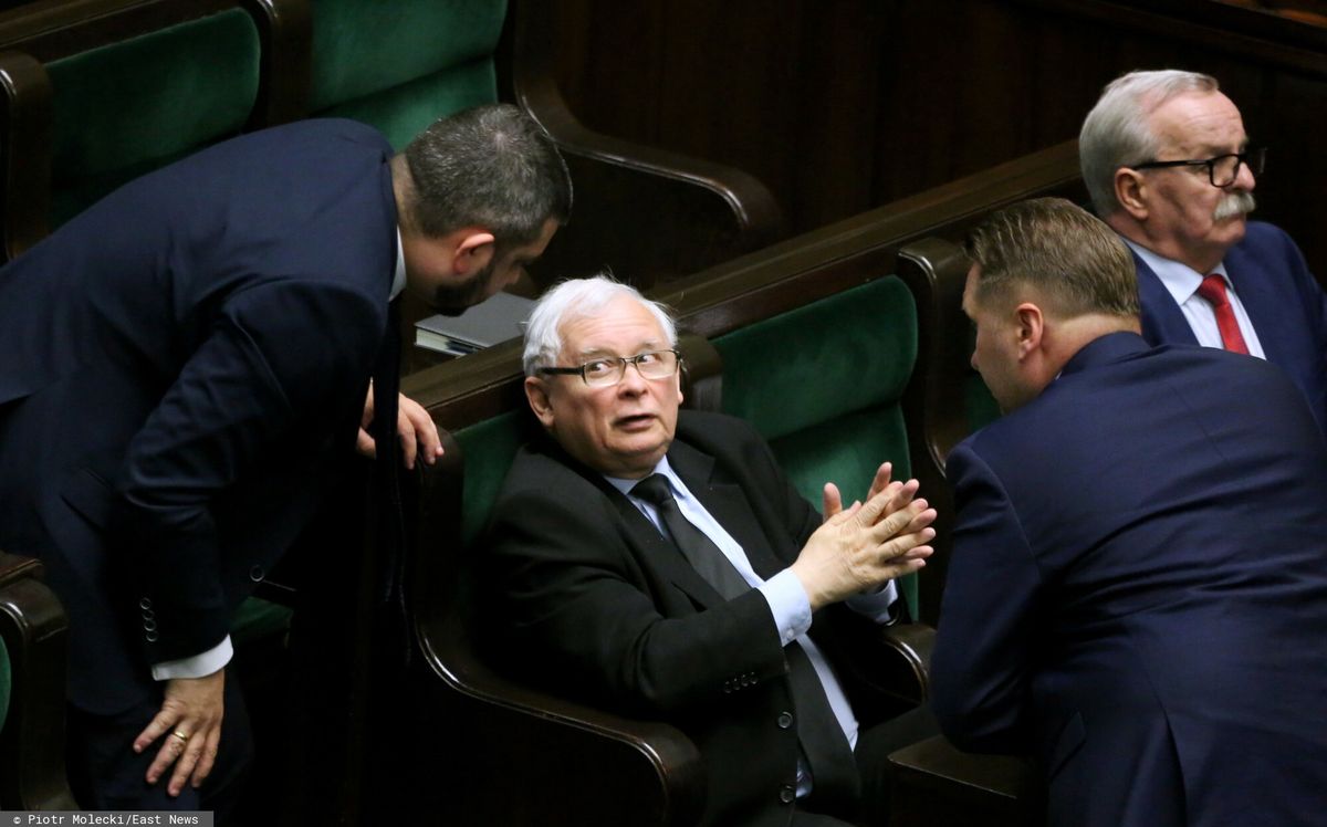 Jarosław Kaczyński nie chce problematycznych posłów w Sejmie