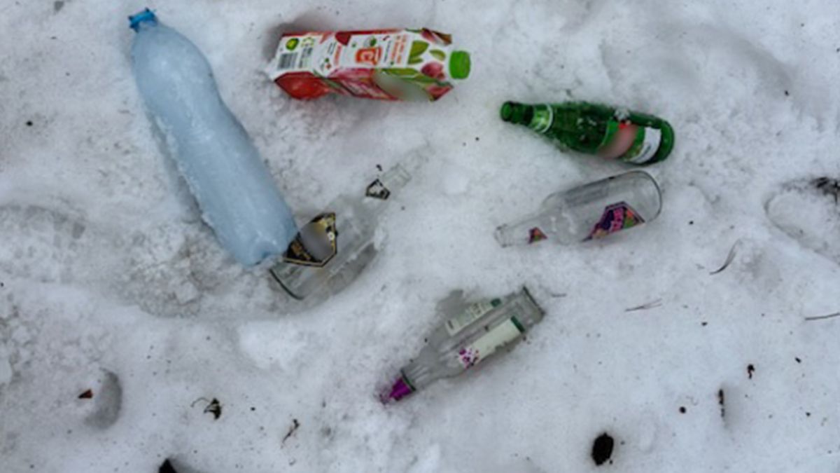 Zaśmiecona Siwa Dolina.