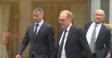 Wyciekły pikantne relacje. Tak legendarny piłkarz broni się w sądzie