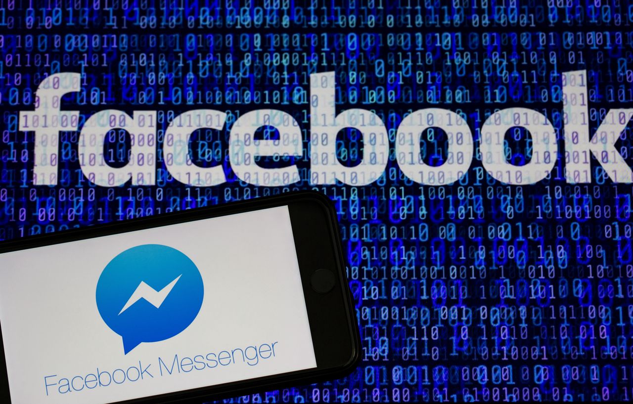 ANKARA, TURKEY - JANUARY 14: Logos of Facebook Messenger and Facebook are seen in Ankara, Turkey on January 14, 2020. (Photo by Muhammed Selim Korkutata/Anadolu Agency/Getty Images)