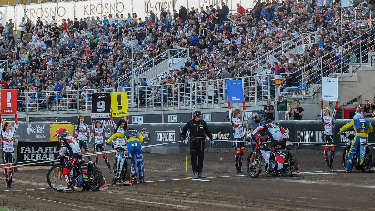WP SportoweFakty / Michał Krupa / Na zdjęciu: stadion w Krośnie