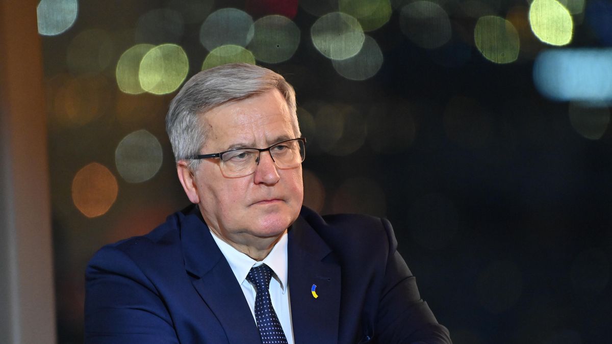 Bronis�aw Komorowski
Andrzej Jackowski
cykl, debta, Jak zapewni� Bezpiecze�stwo. Globalne zagro�enia i lokalne odpow, polityk, polityka, portret, Rozmowy na szczycie