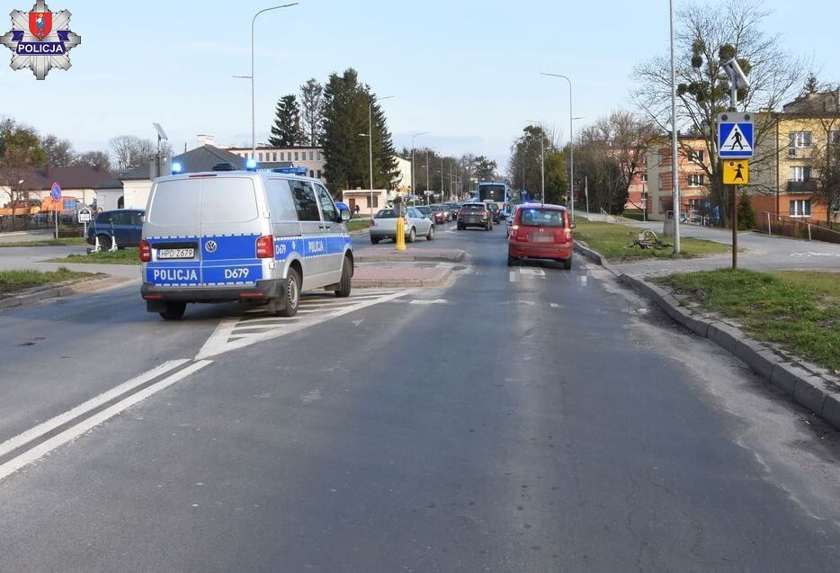 Rowerzysta w Zamościu potrącony przez Fiata
