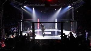 Polski zapaśnik, który skompromitował McSweeneya. Później miał bić się z "Pudzianem"