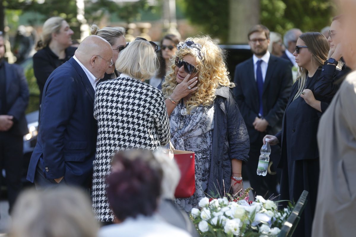 Magda Gessler na pogrzebie Piotra Gesslera fot. AKPA