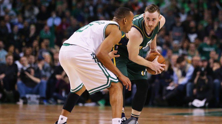 Gordon Hayward przyszedł do NBA w 2010 roku i z każdym sezonem poprawia swoją średnią punktową