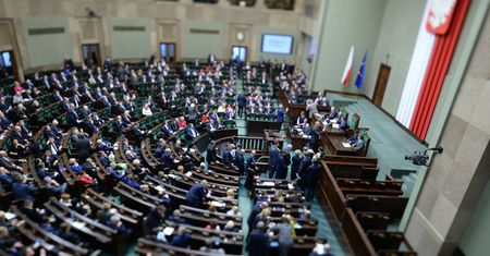 Wyższa kwota wolna i zwiększenie ulgi dla twórców. Sejm przyjął zmiany w podatkach