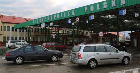 Rosja zawiesza stosowanie umowy o małym ruchu granicznym