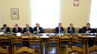 "Wilk z Wall Street" i wyłączony mikrofon. Dyskusja posłów z bankowcami zamieniła się w widowisko [FELIETON]