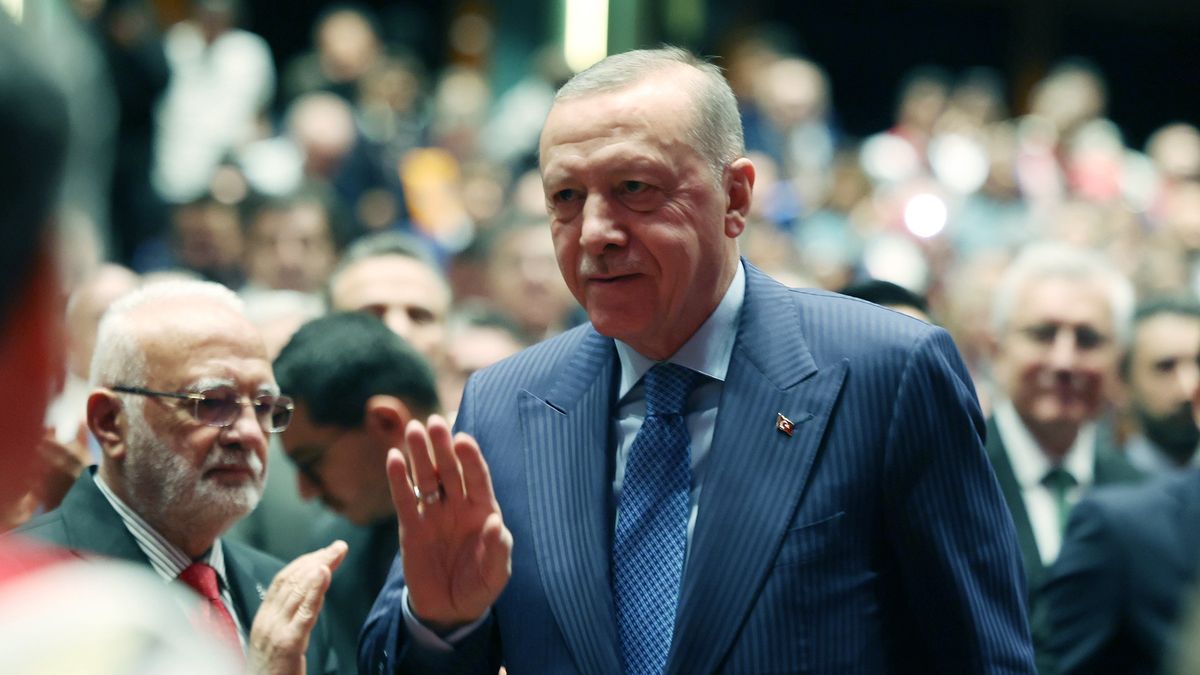 ANKARA, TURKIYE - OCTOBER 09: (----EDITORIAL USE ONLY - MANDATORY CREDIT - 'TURKISH PRESIDENCY / MUSTAFA KAMACI / HANDOUT' - NO MARKETING NO ADVERTISING CAMPAIGNS - DISTRIBUTED AS A SERVICE TO CLIENTS----) Turkish President Recep Tayyip Erdogan attends the Opening Ceremony of Academic Year 2025-2026 at Bestepe Nation's Convention and Culture Center in Ankara, Turkiye on October 09, 2025. (Photo by Turkish Presidency/ Mustafa Kamaci / Handout/Anadolu via Getty Images)