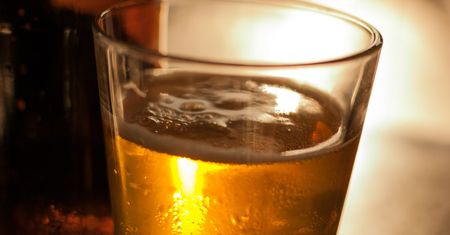 Ratownik ostrzega. "Taki sam środek, jak alkohol, papierosy, marihuana"