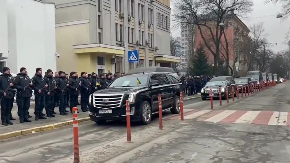 Ruszyły uroczystości pogrzebowe ofiar katastrofy śmigłowca w Browarach