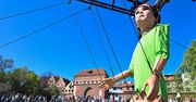 Pedro podczas spaceru nad Wisłą podziwiał panoramę toruńskich zabytków [fotorelacja]