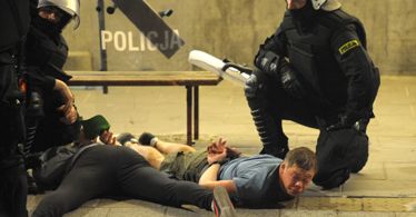 Euro 2012. Polacy przepraszają Rosjan za rozróby