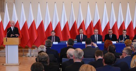 Posłowie PiS chcą zmian w podatku od handlu