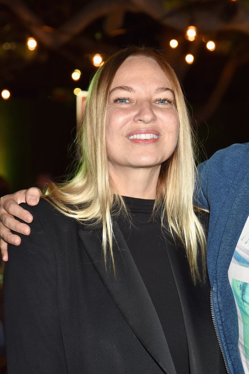 Sia adoptowała dwóch synów