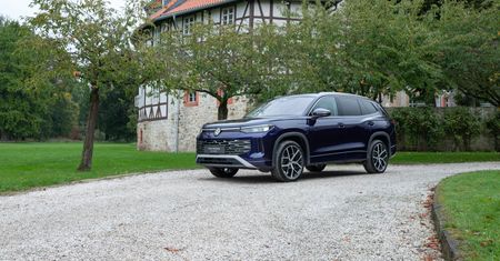 Premiera: Volkswagen Tayron - idzie z duchem czasu, ale nie zapomniał o dieslach