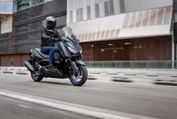 Yamaha nadal dodaje za darmo kufer do skutera XMax 125