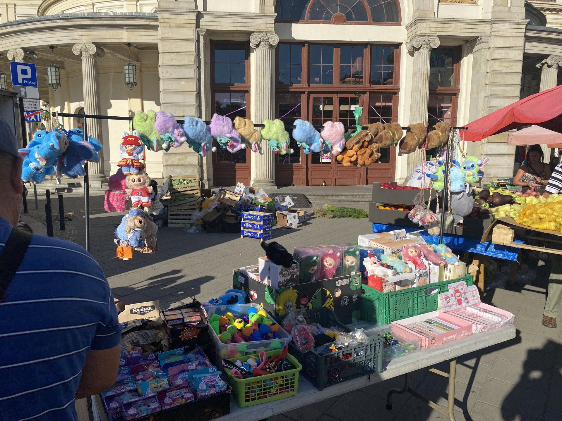 Targowisko na Dworcu Świebodzkim