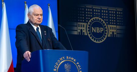 Rekordowa podwyżka płacy minimalnej niepokoi ekonomistów. Oto powód