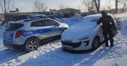 Radzyń Podlaski: Mieszkał w aucie. 28-latka uratowali policjanci