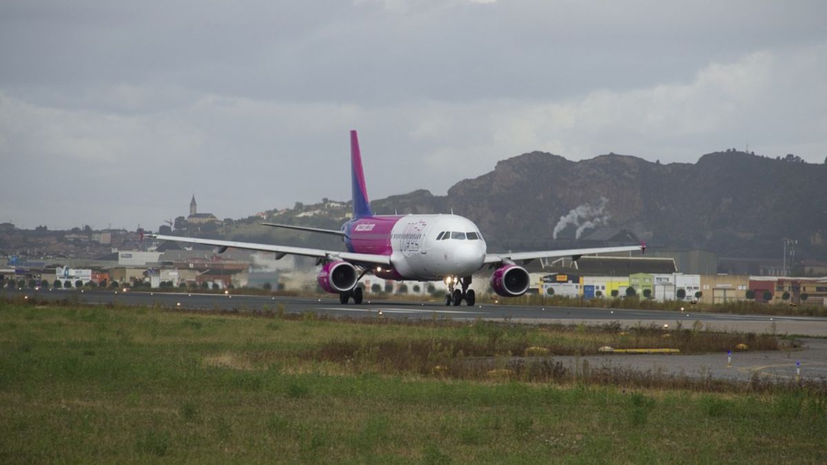 Pasażerowie utknęli na lotnisku w Paryżu
