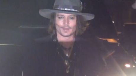 Johnny Depp imprezuje i rozdaje autografy