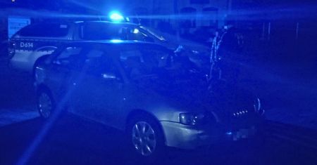 Pijany 16-latek bez zgody rodziców zabrał na przejażdżkę samochodem swoją 15-letnią koleżankę