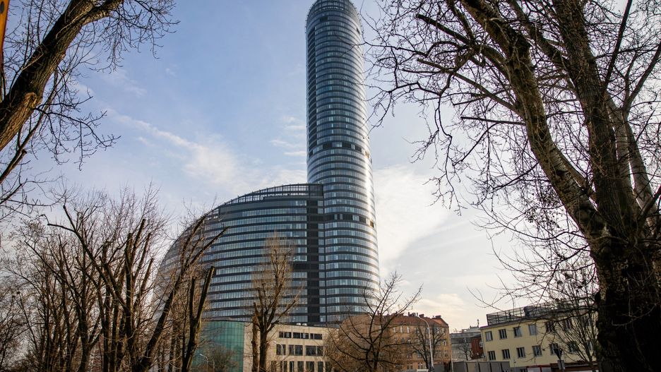 Sky Tower we Wrocławiu

