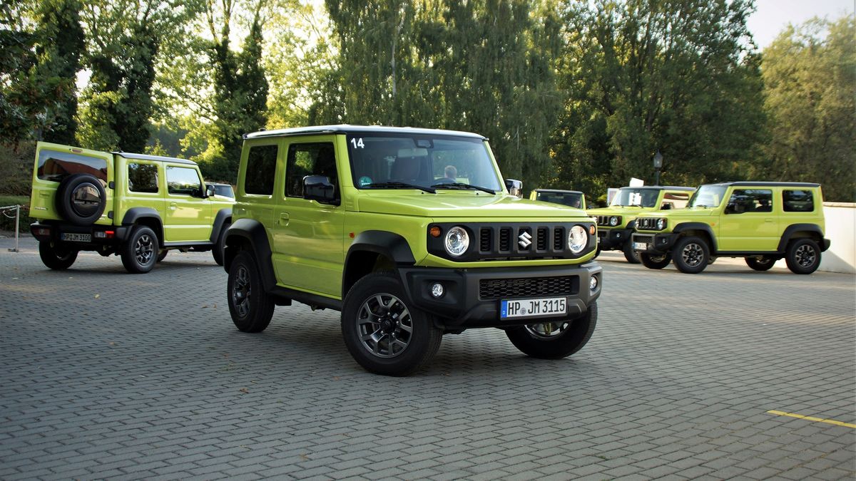 Suzuki Jimny w kolorze Kinetic Yellow
