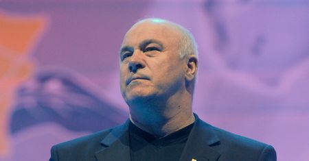 Ryszard Rynkowski: gdy żona przegrała walkę z rakiem, zawalił mu się świat. Drugie życie przyniosła mu młodsza partnerka