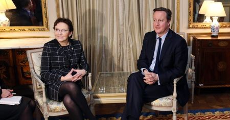 Premier David Cameron nie chce, by imigranci wyłudzali świadczenia socjalne