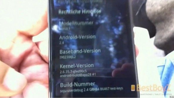 Nexus S z Androidem 2.4 na wideo 1
