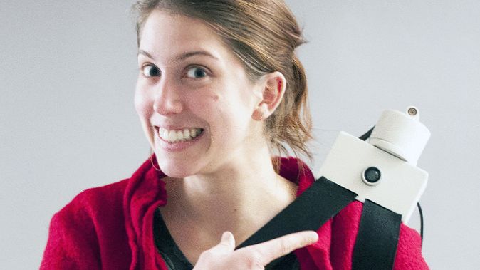 Grasp: internetowy instruktor jak papuga pirata. Kamera na ramieniu odmieni domową edukację? 1