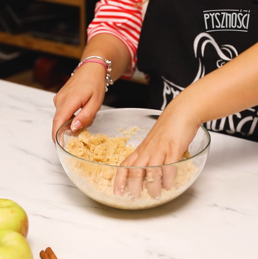 Crumble is best kneaded by hand