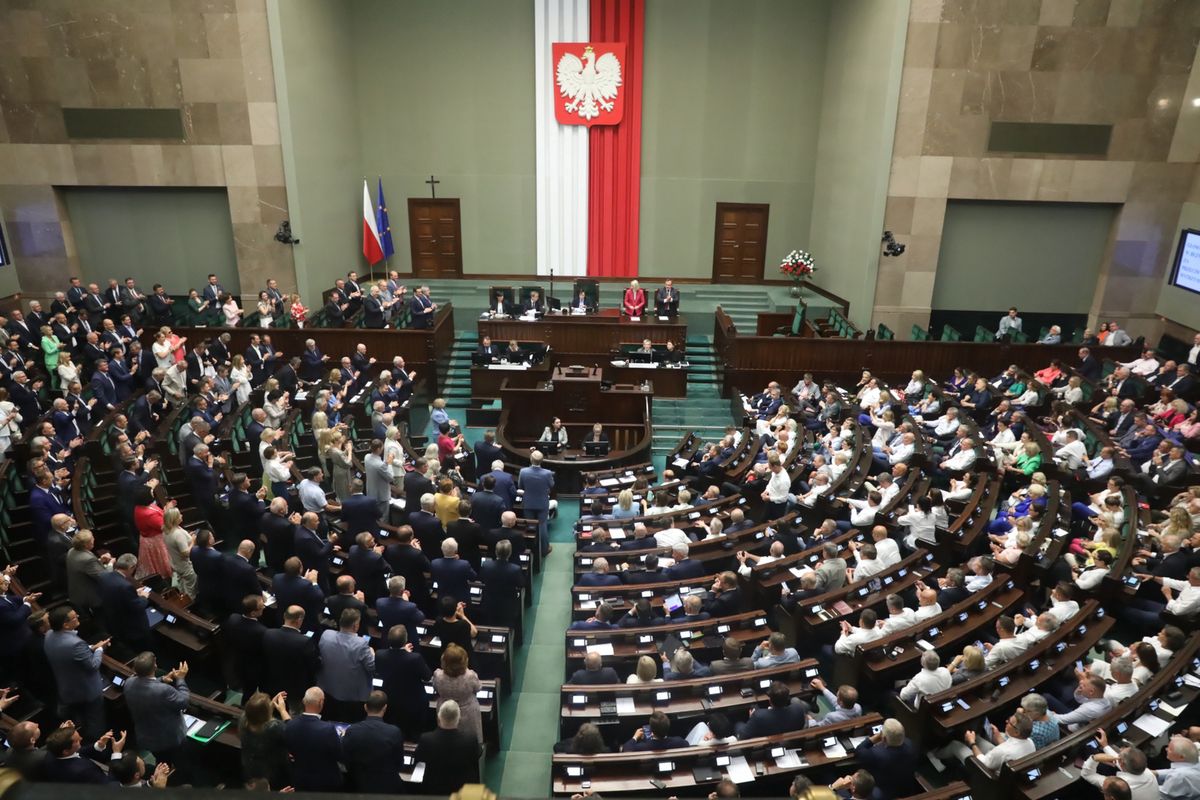 Sejm przyjął uchwałę ws. obcej ingerencji