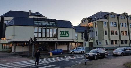 Nie tylko ZUS kontroluje L4. Pracodawca też może zapukać do drzwi. Kiedy spodziewać się kontroli?